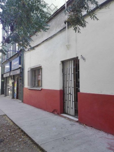 Atención Inversionistas: Se vende Casa Antigua en Calle Moneda